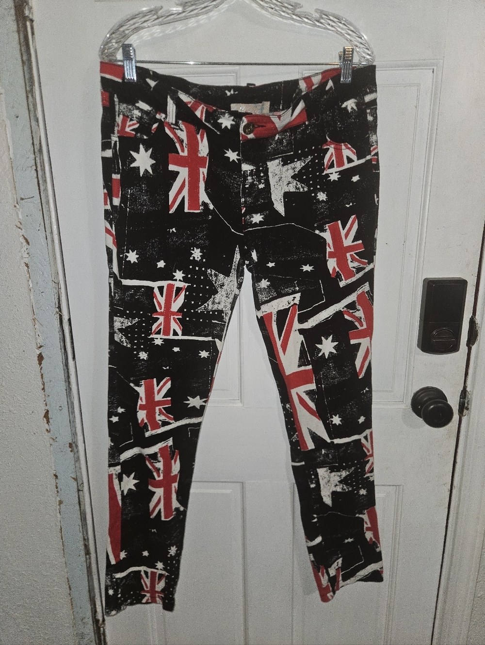 HWA Apparel Pants..large..british  Print